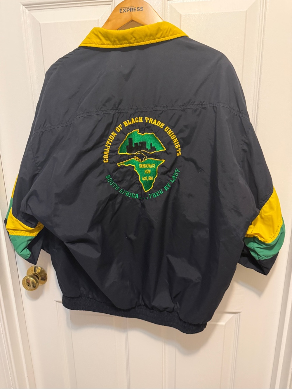 Vintage Windbreaker Men’s South Africa Democracy Now 1994